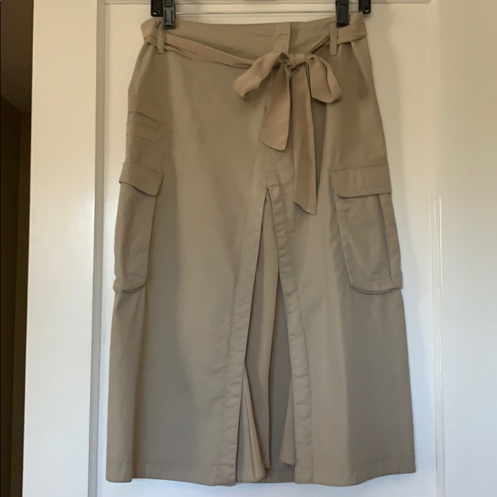 Gorgeous Donna Karan DKNYPure Khaki Skirt